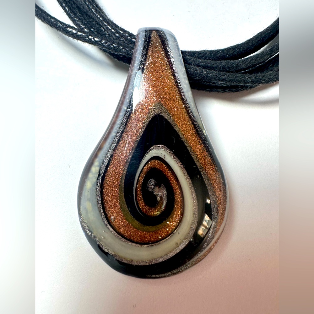 Murano glass pendant on leather cord
